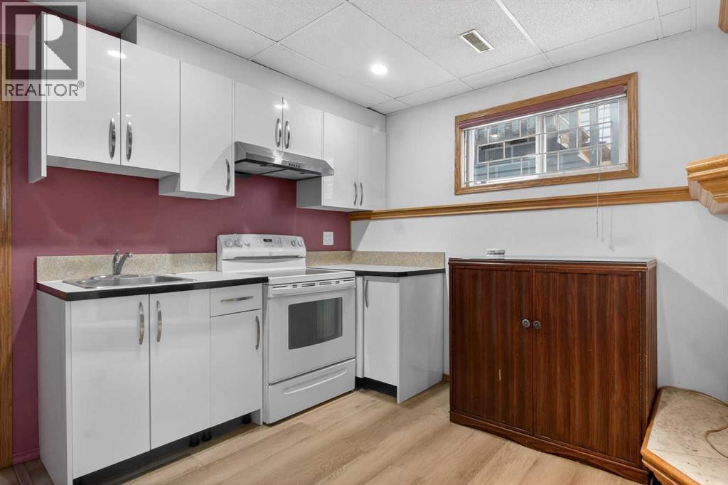 40 Erin Circle Se, Calgary, Alberta  T2B 3H9 - Photo 22 - A2273908