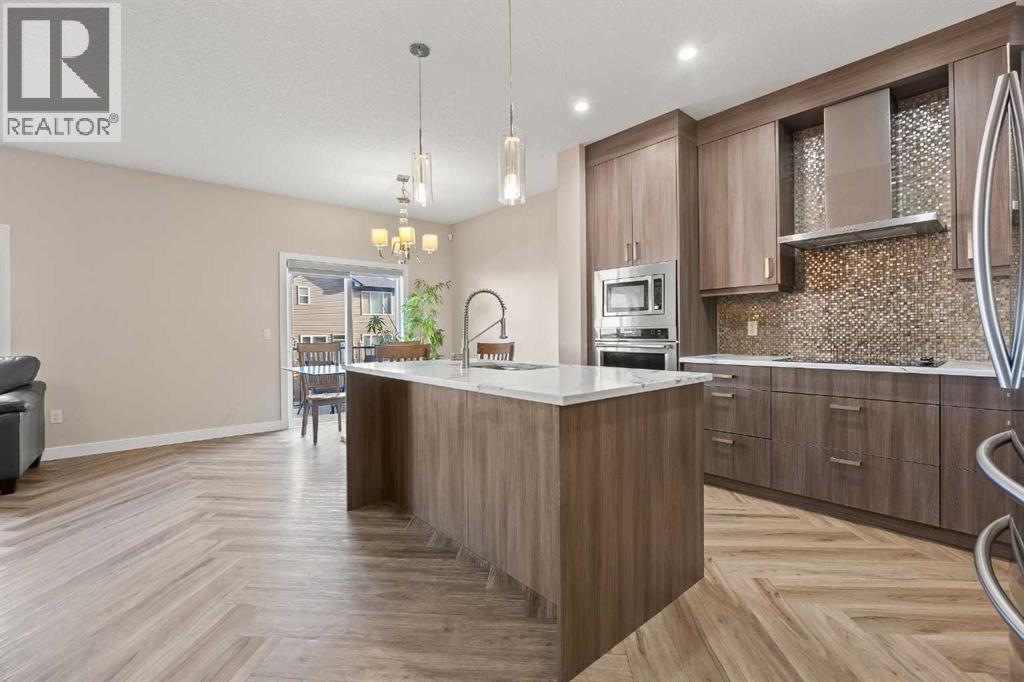 320 Nolancrest Circle NW, Calgary, Alberta