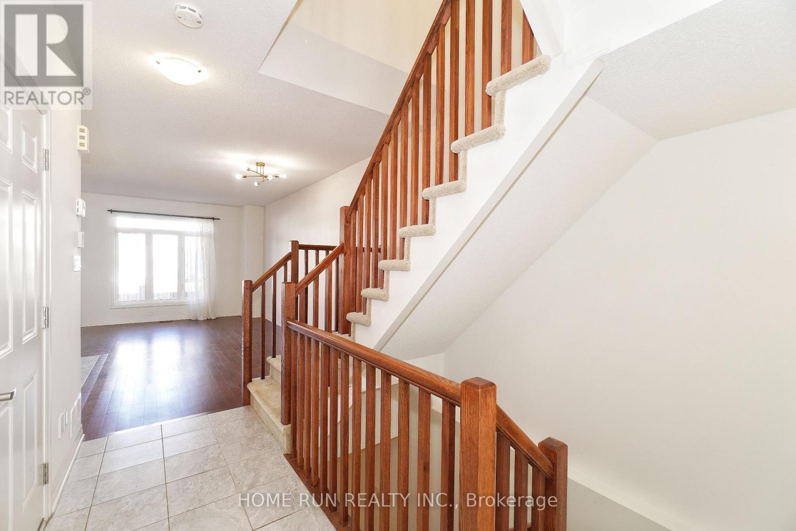 118 Overberg Way, Ottawa, Ontario K2S 0V9 - Photo 20 - X12744586