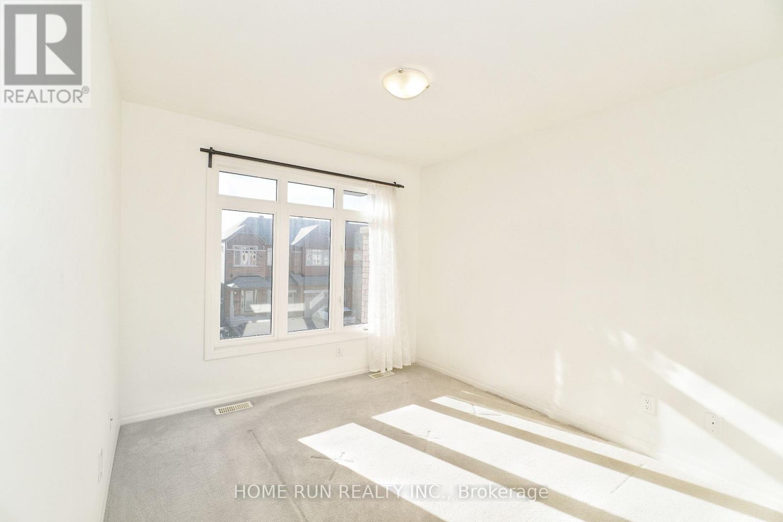 118 Overberg Way, Ottawa, Ontario K2S 0V9 - Photo 24 - X12744586