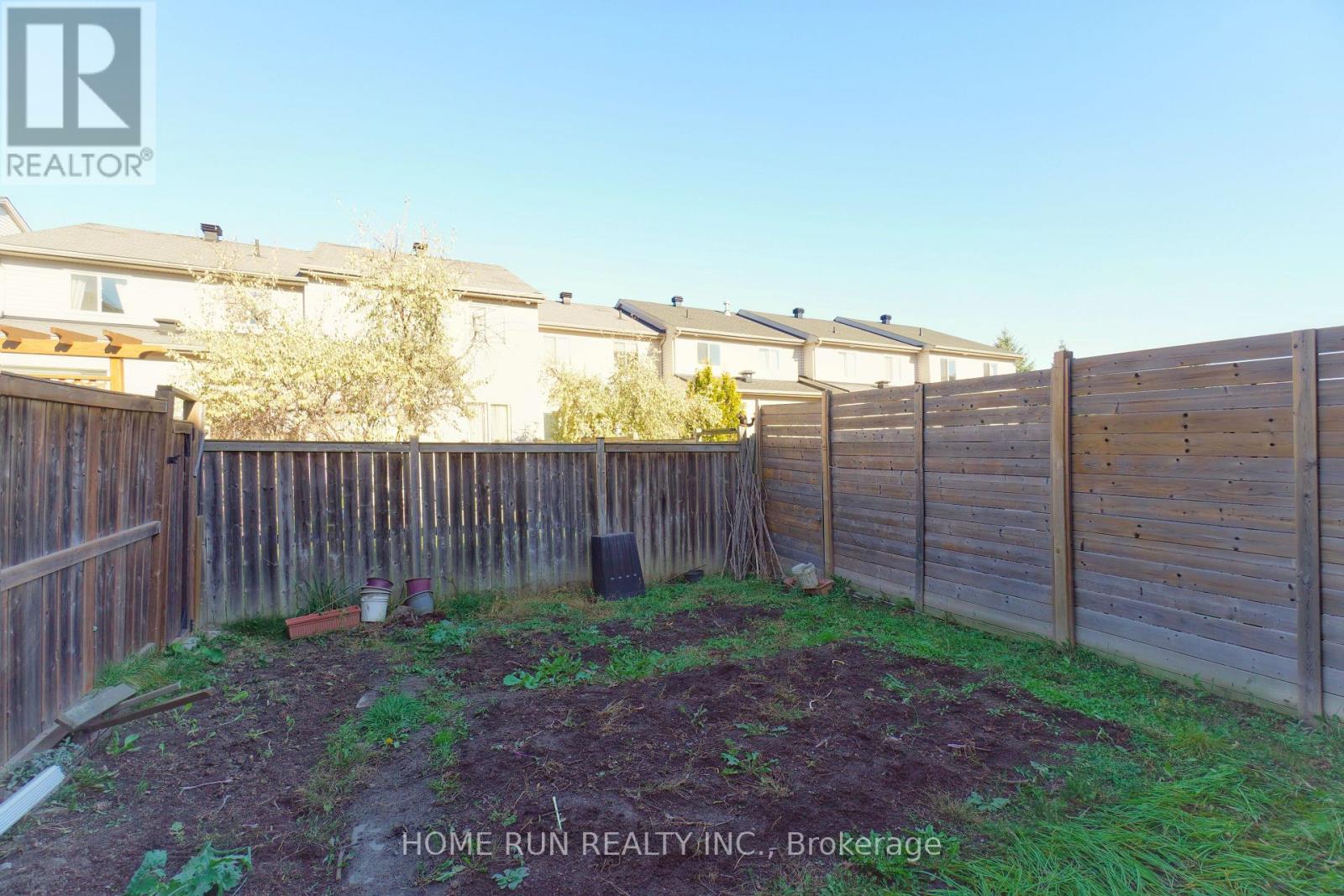 118 Overberg Way, Ottawa, Ontario K2S 0V9 - Photo 37 - X12744586