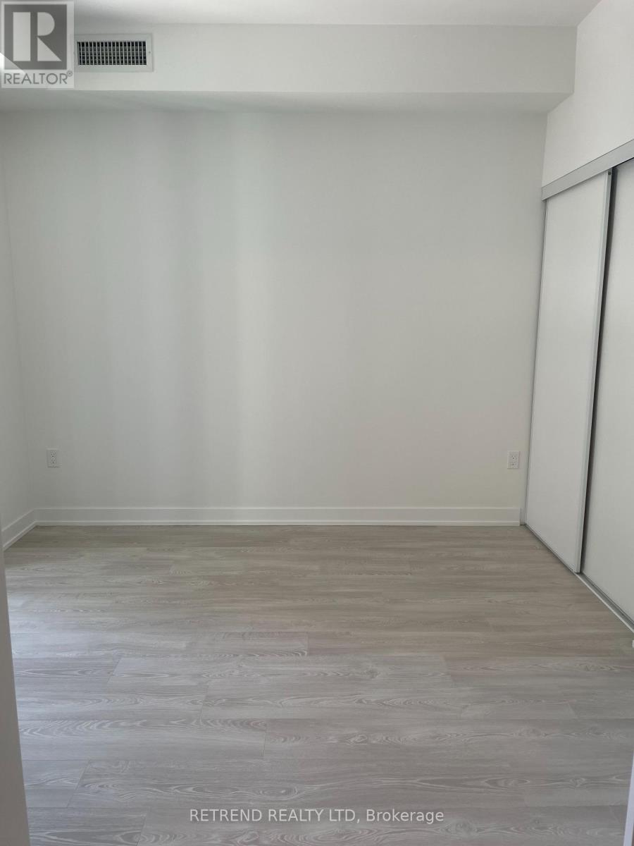 1002 - 1 Quarrington Lane, Toronto, Ontario  M3C 0S4 - Photo 6 - C12744580