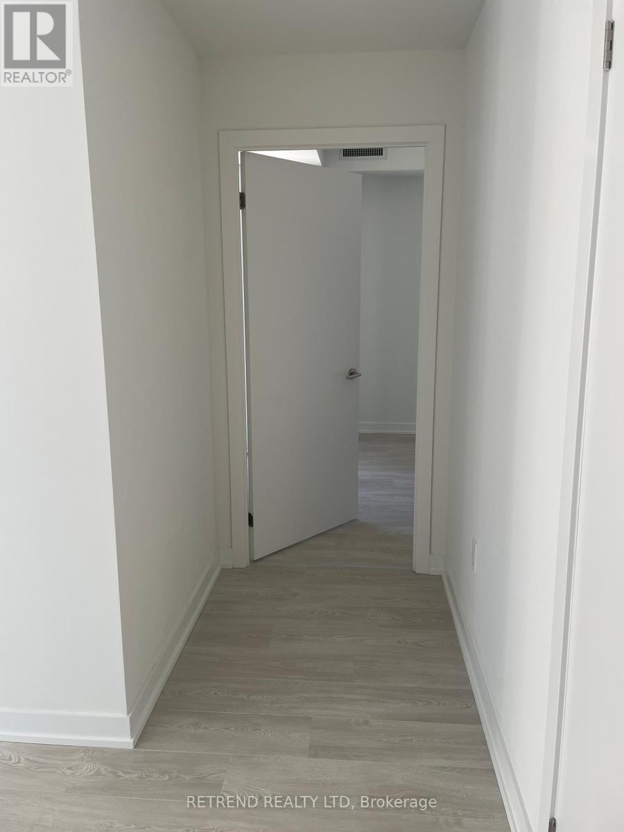 1002 - 1 Quarrington Lane, Toronto, Ontario  M3C 0S4 - Photo 9 - C12744580