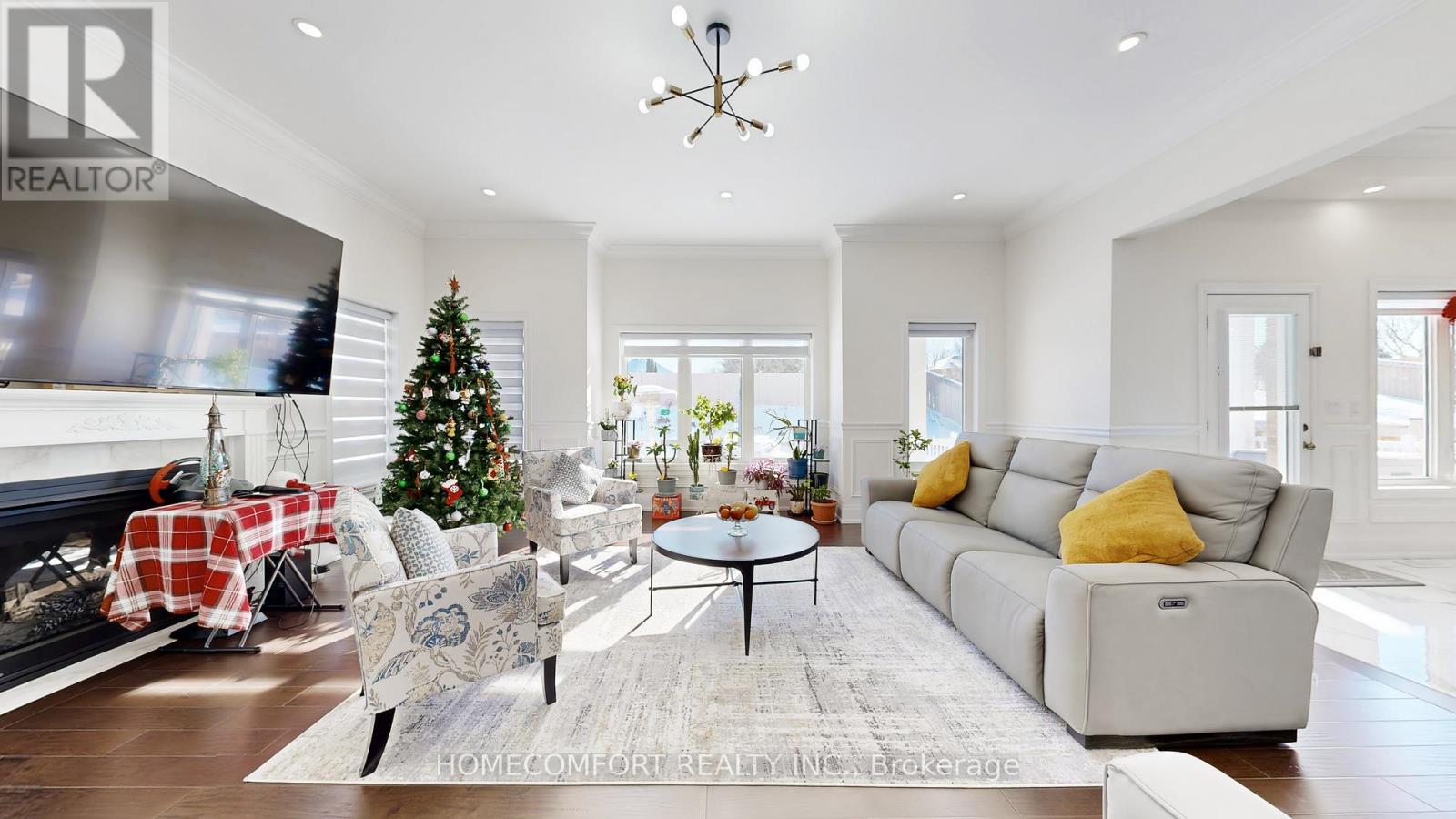 3 Mary Willson Court, East Gwillimbury, Ontario  L9N 0P5 - Photo 3 - N12744584