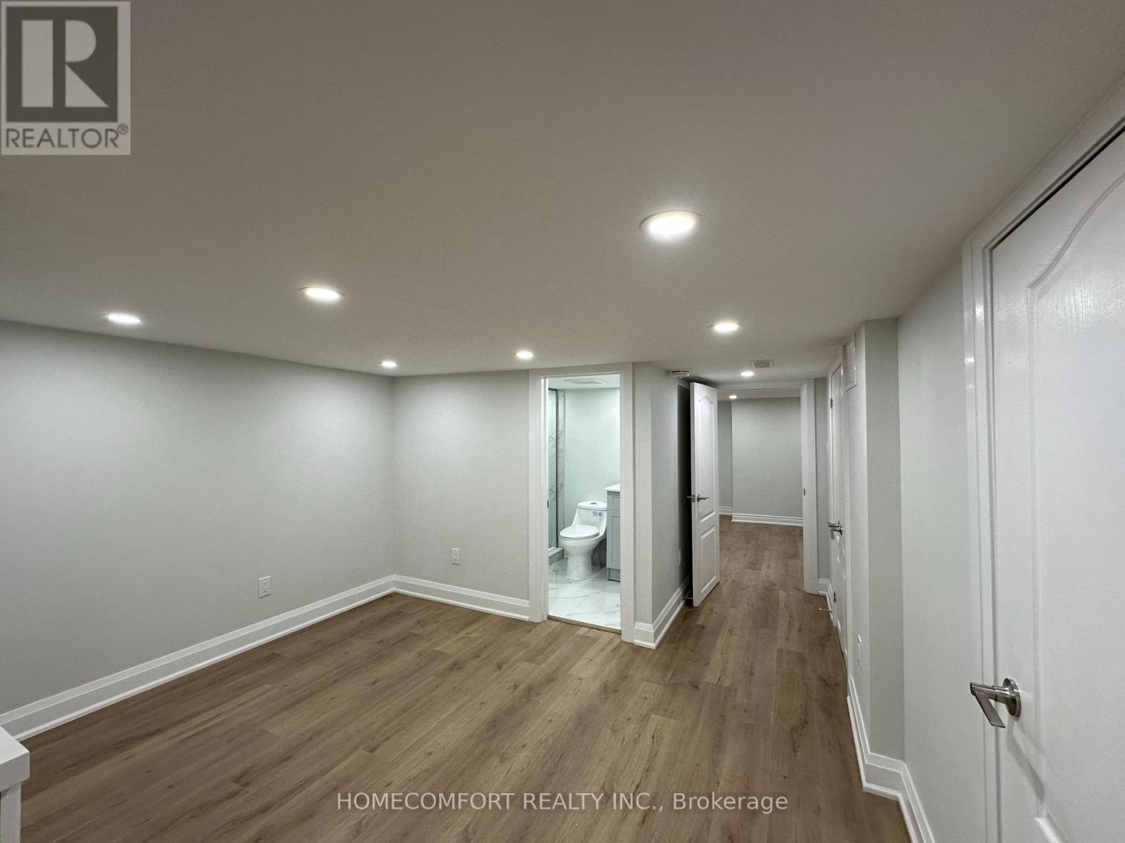 Lower - 211 Osler Street, Toronto, Ontario  M6N 2Z2 - Photo 10 - W12744590