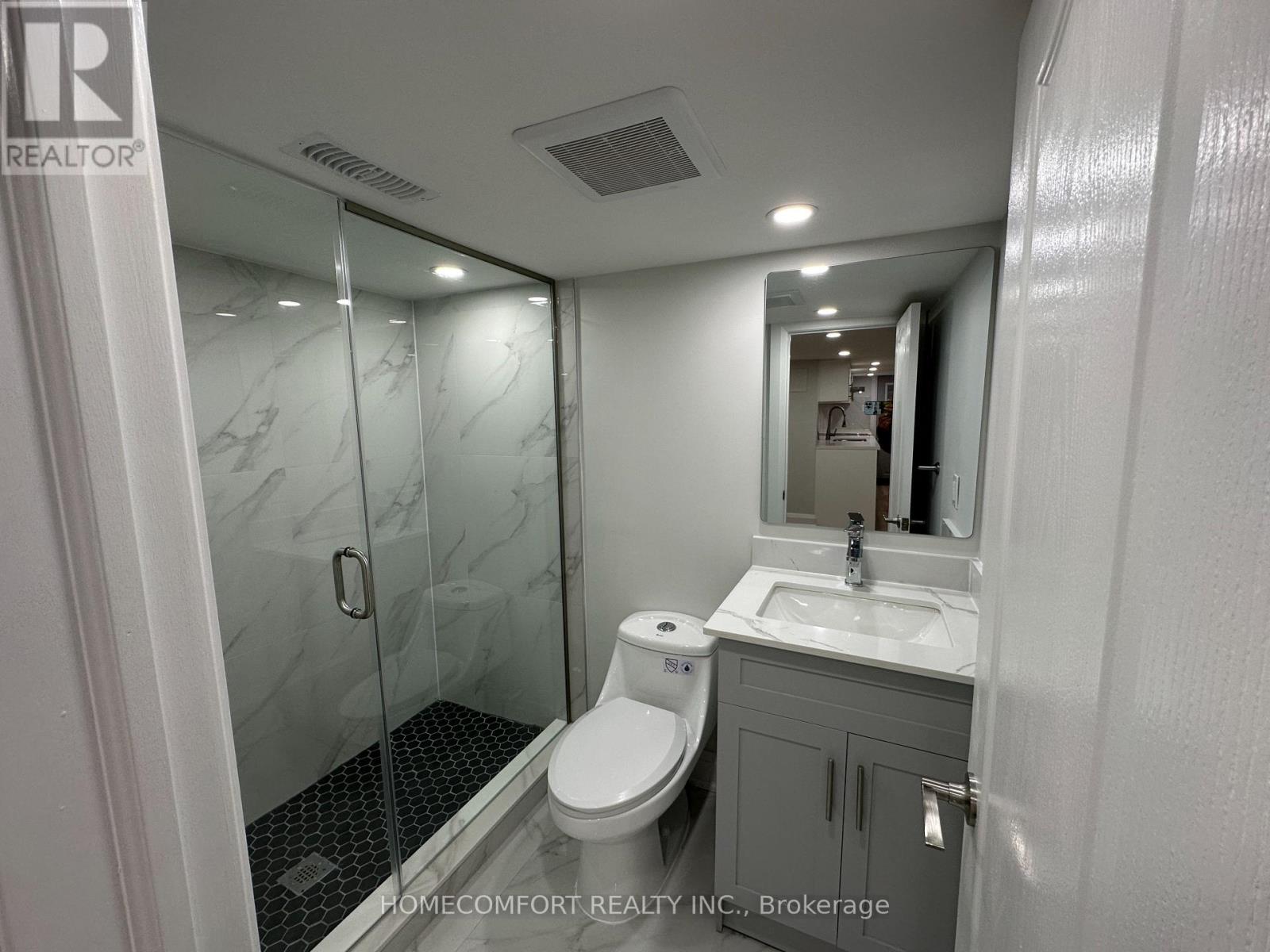 Lower - 211 Osler Street, Toronto, Ontario  M6N 2Z2 - Photo 12 - W12744590