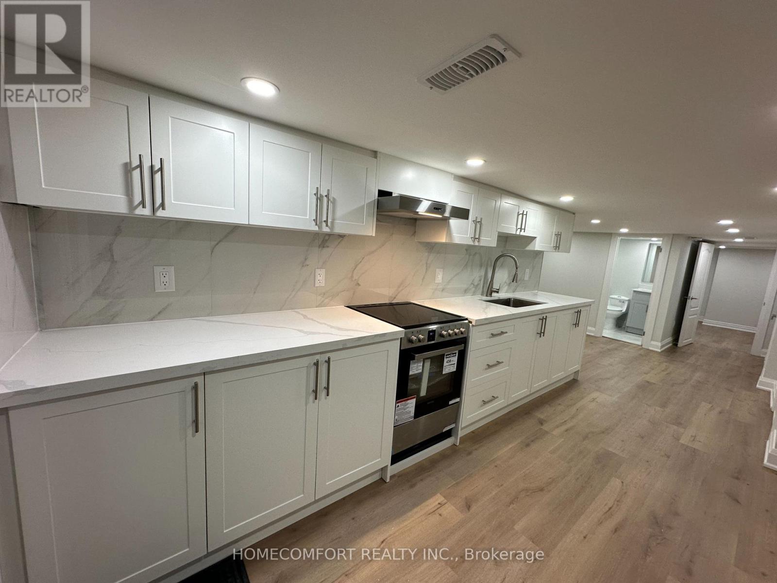 Lower - 211 Osler Street, Toronto, Ontario  M6N 2Z2 - Photo 8 - W12744590