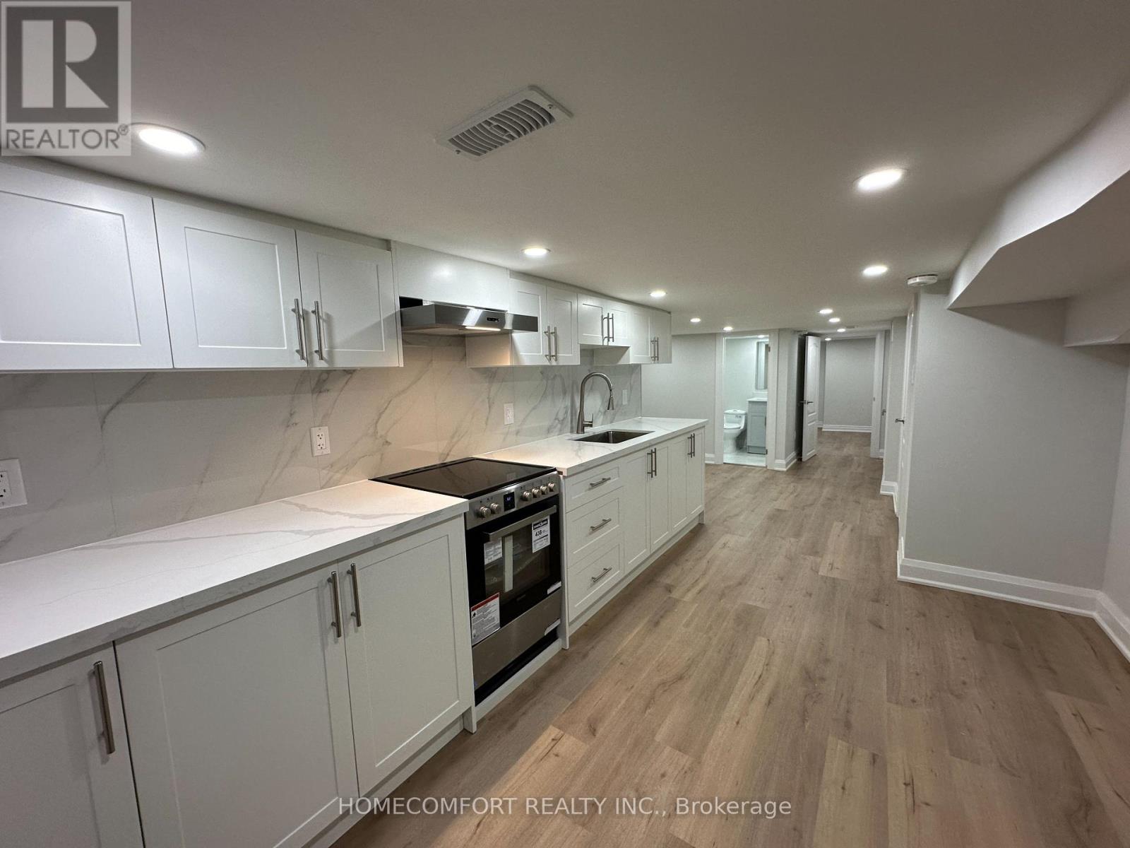 Lower - 211 Osler Street, Toronto, Ontario  M6N 2Z2 - Photo 9 - W12744590