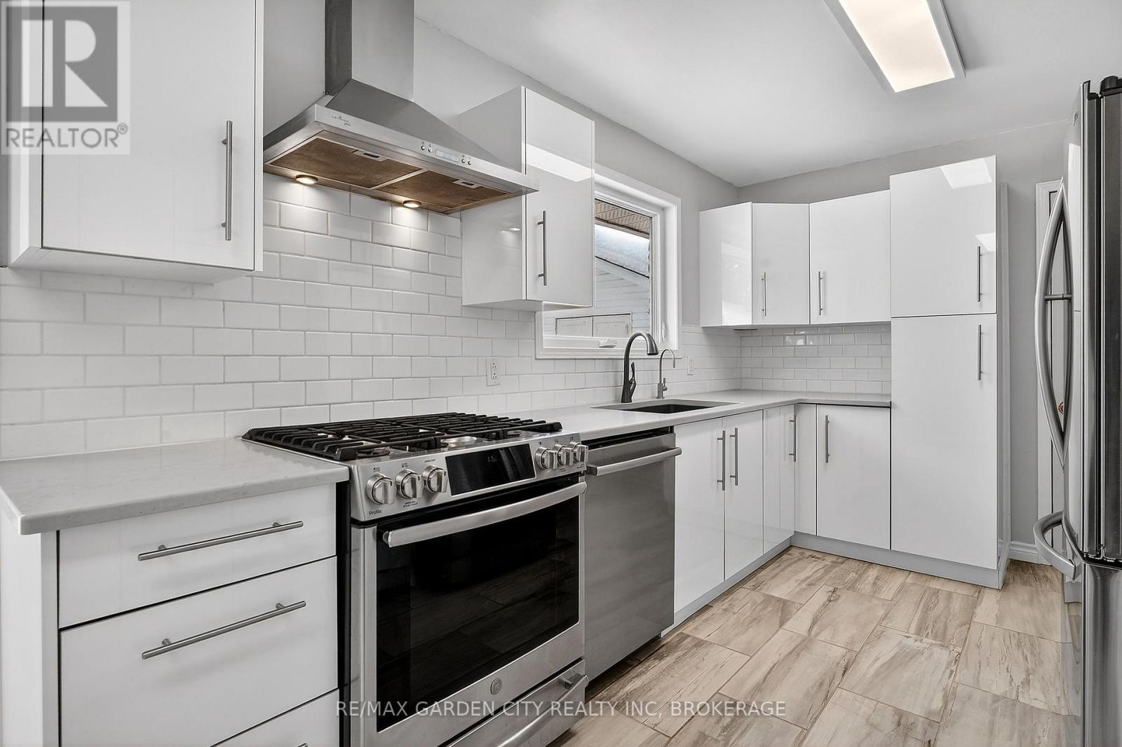 4864 Michelle Drive, Greater Sudbury, Ontario  P3P 1G9 - Photo 13 - X12744610