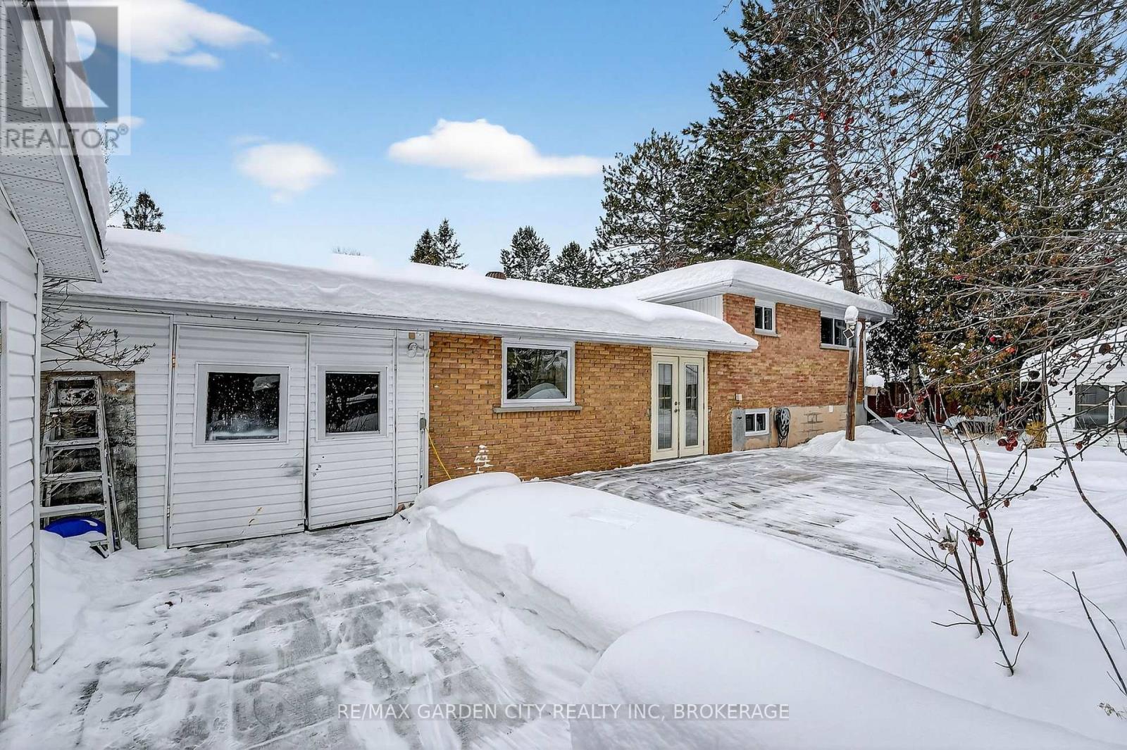 4864 Michelle Drive, Greater Sudbury, Ontario  P3P 1G9 - Photo 36 - X12744610