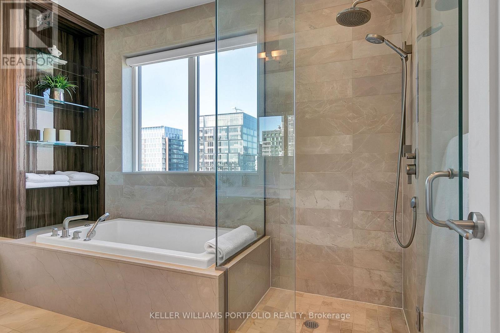 4403 - 300 Front Street W, Toronto, Ontario  M5V 0E9 - Photo 11 - C12744604