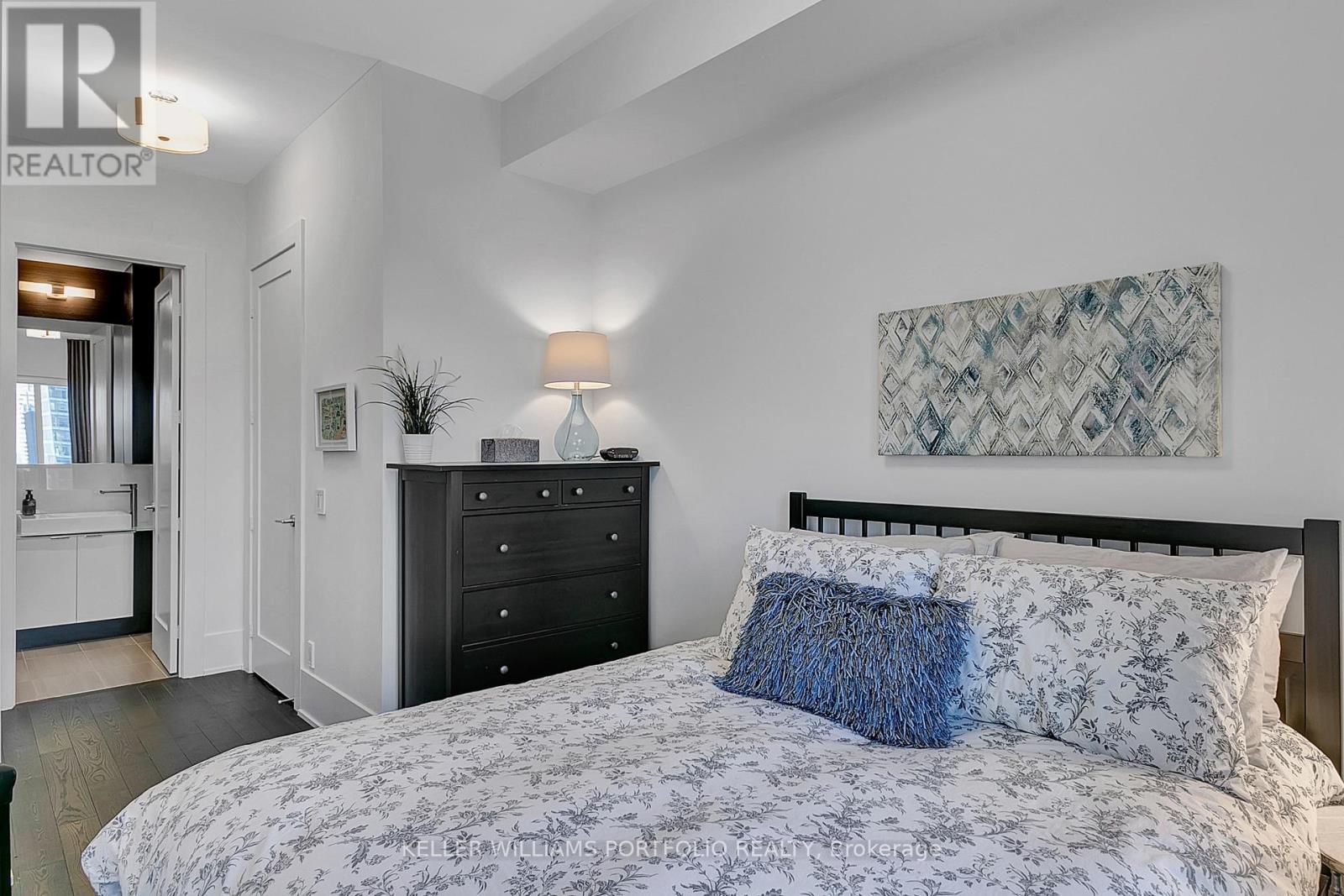 4403 - 300 Front Street W, Toronto, Ontario  M5V 0E9 - Photo 13 - C12744608