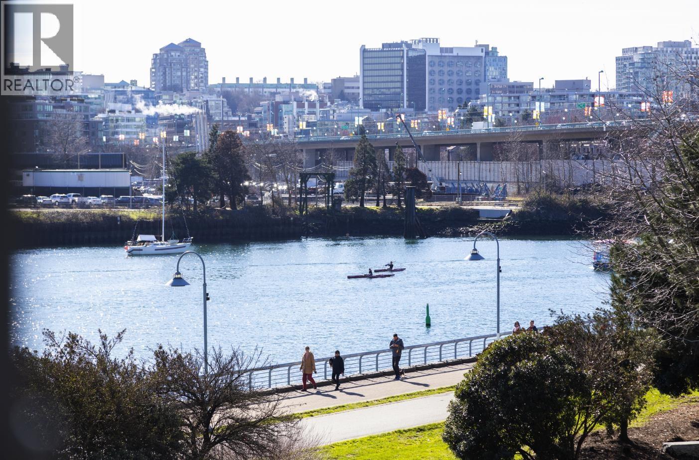 305 8 Smithe Mews, Vancouver, British Columbia  V6B 0A5 - Photo 26 - R3001108