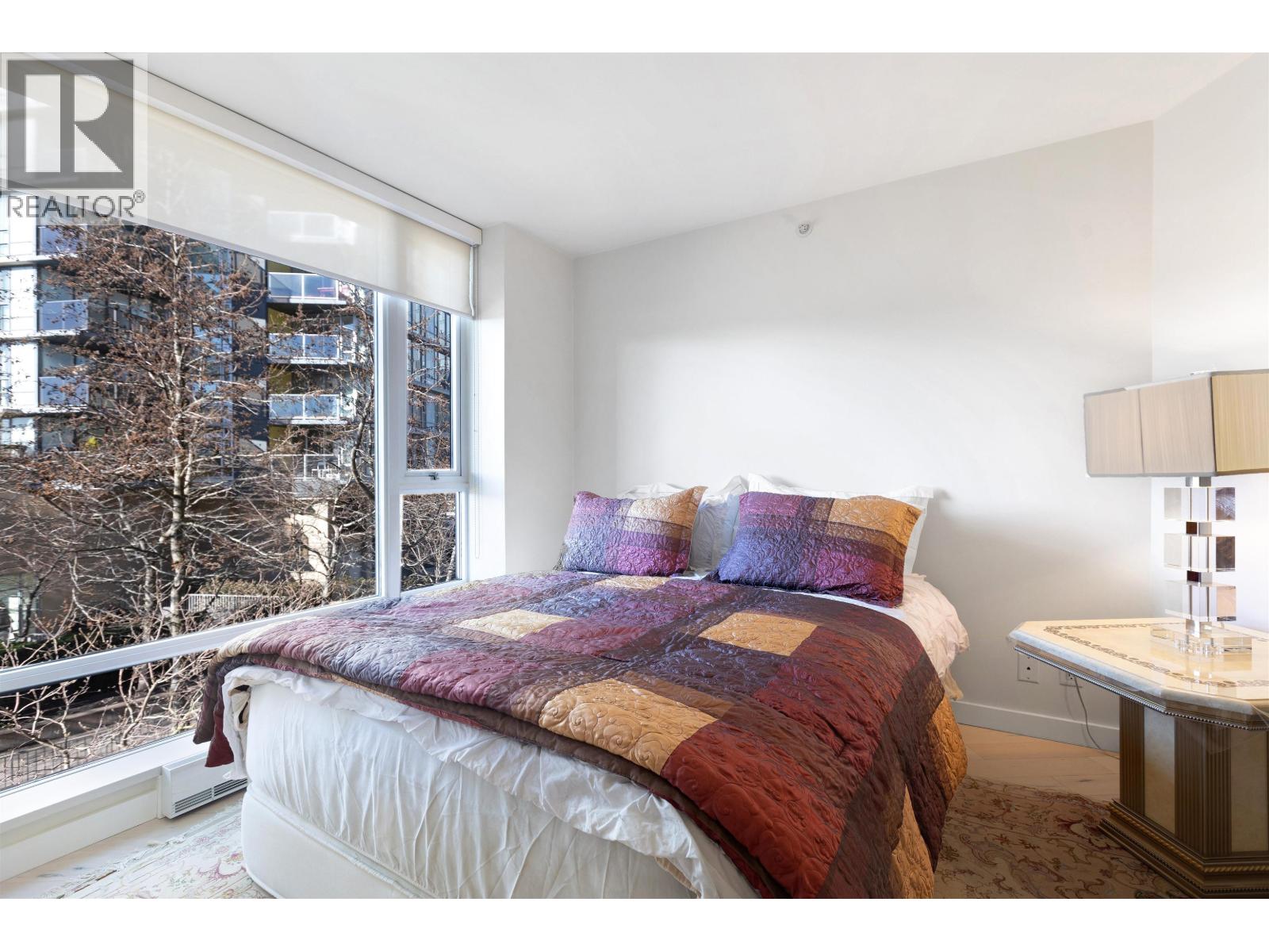 305 8 Smithe Mews, Vancouver, British Columbia  V6B 0A5 - Photo 16 - R3001108