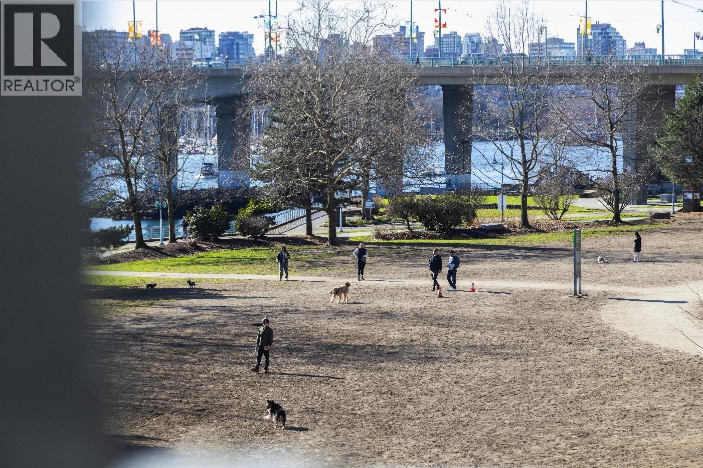 305 8 Smithe Mews, Vancouver, British Columbia  V6B 0A5 - Photo 25 - R3001108