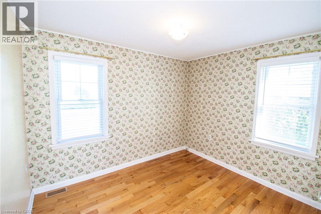 272 Carlton Street, St. Catharines, Ontario  L2N 1B9 - Photo 12 - 40801561