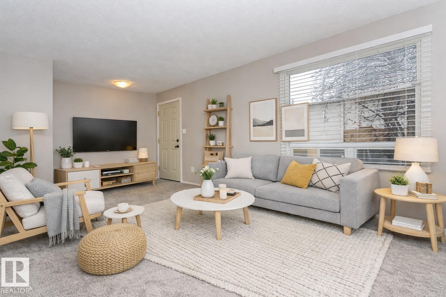 130 Dickinsfield Co Nw Nw, Edmonton, Alberta T5E 5V8 - Photo 2 - E4471636