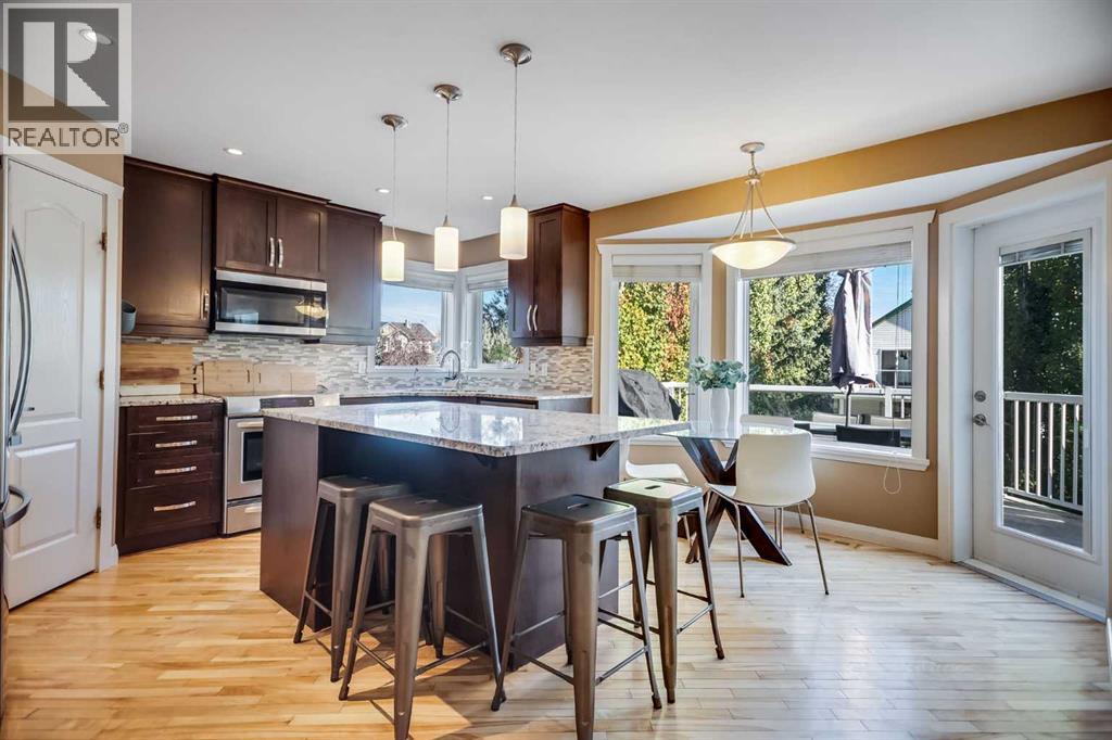 113 Somerside Green Sw, Calgary, Alberta  T2Y 3G6 - Photo 12 - A2274710