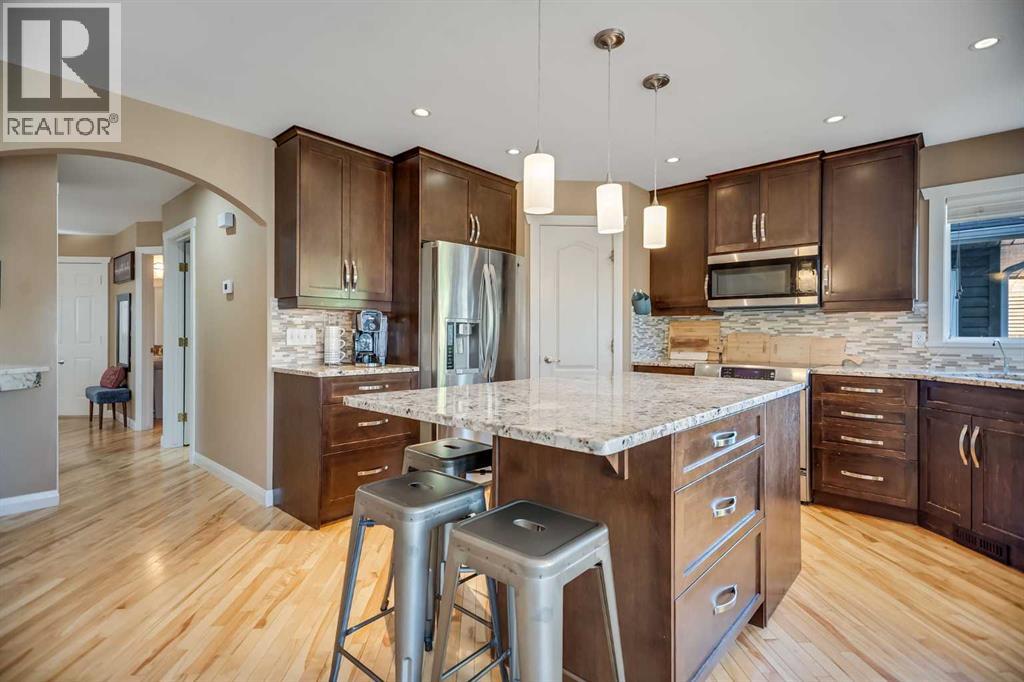 113 Somerside Green Sw, Calgary, Alberta  T2Y 3G6 - Photo 15 - A2274710