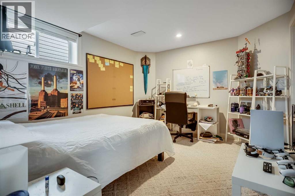 113 Somerside Green Sw, Calgary, Alberta  T2Y 3G6 - Photo 36 - A2274710