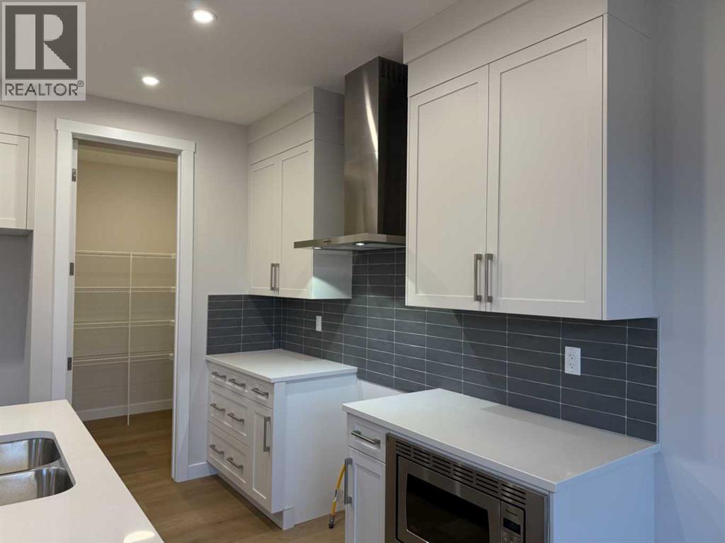 51 Sunrise Heath, Cochrane, Alberta  T4C 3C5 - Photo 13 - A2256885