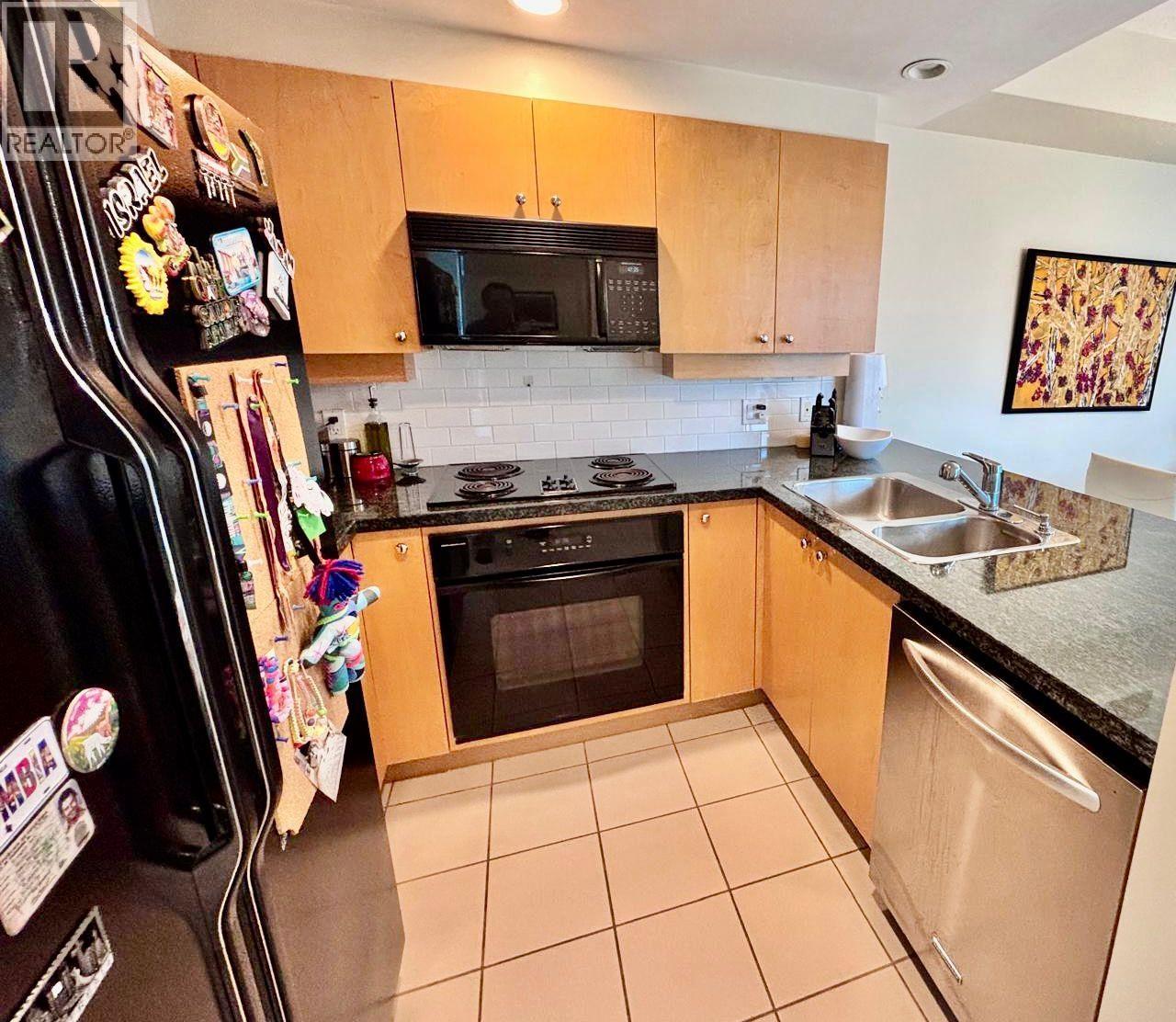 1204 1710 Bayshore Drive, Vancouver, British Columbia  V6G 3G4 - Photo 9 - R3068371