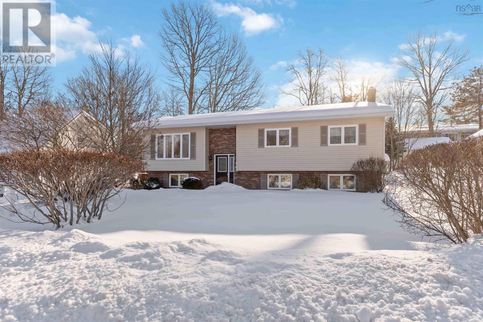 8 Acadia Drive, Kentville, Nova Scotia  B4N 5E1 - Photo 6 - 202601798