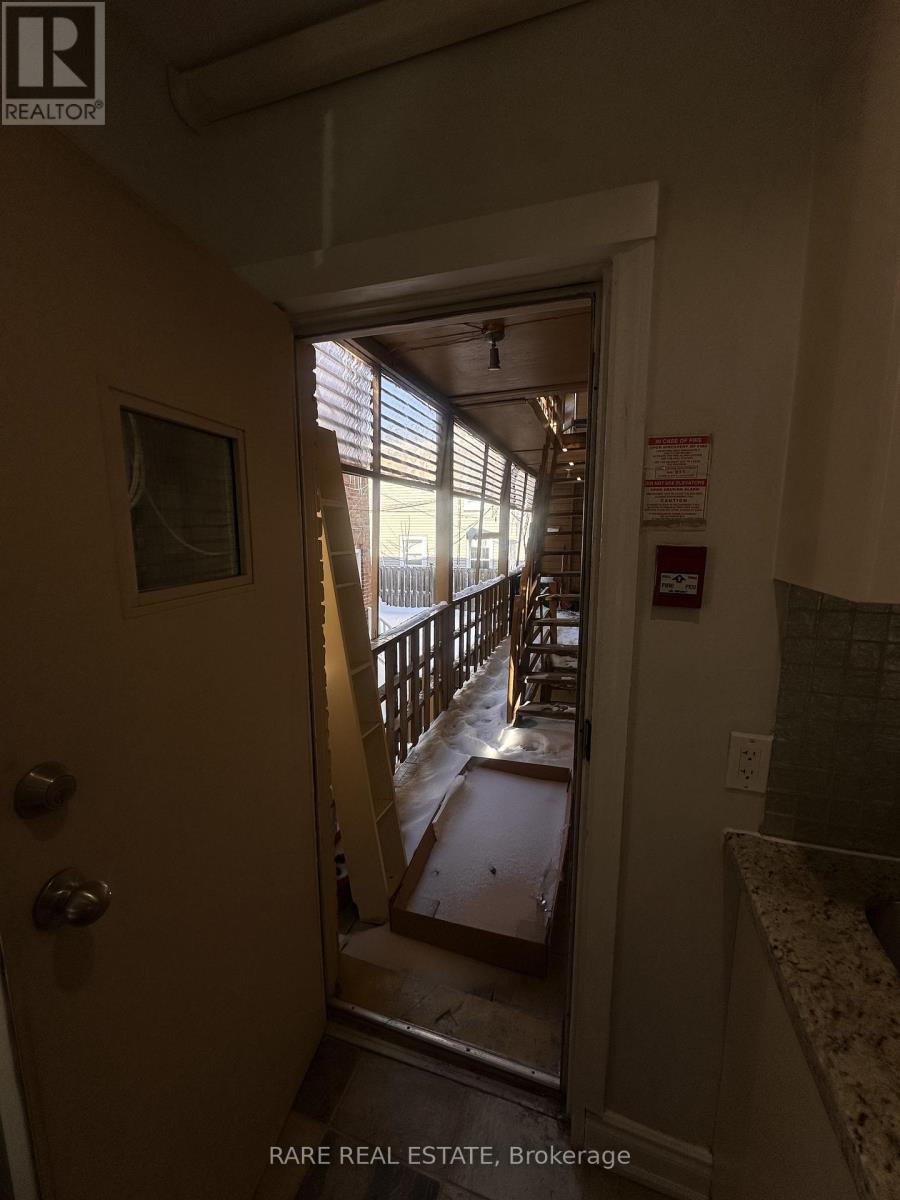 4 - 196 Robert Street, Toronto, Ontario  M5S 2K7 - Photo 10 - C12744618