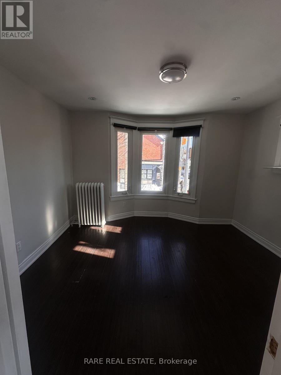 4 - 196 Robert Street, Toronto, Ontario  M5S 2K7 - Photo 8 - C12744618