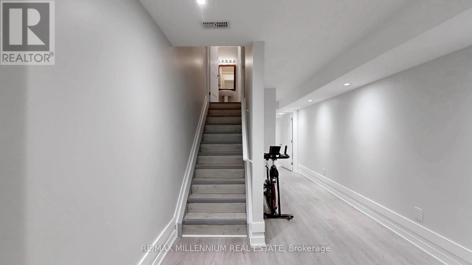 125 Cranbrook Crescent, Vaughan, Ontario  L4H 4G9 - Photo 29 - N12698552