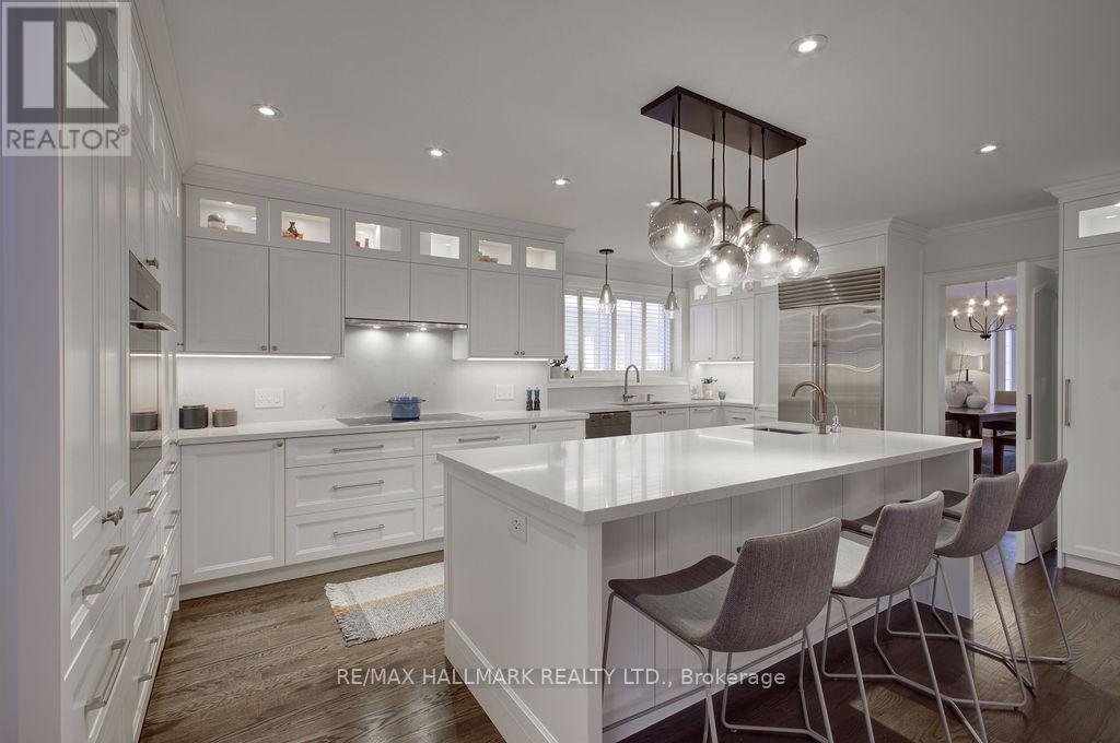 19 Whitney Avenue, Toronto, Ontario  M4W 2A7 - Photo 13 - C12744652