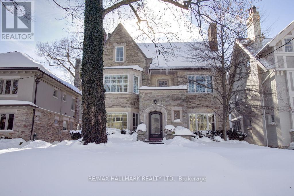 19 Whitney Avenue, Toronto, Ontario  M4W 2A7 - Photo 2 - C12744652