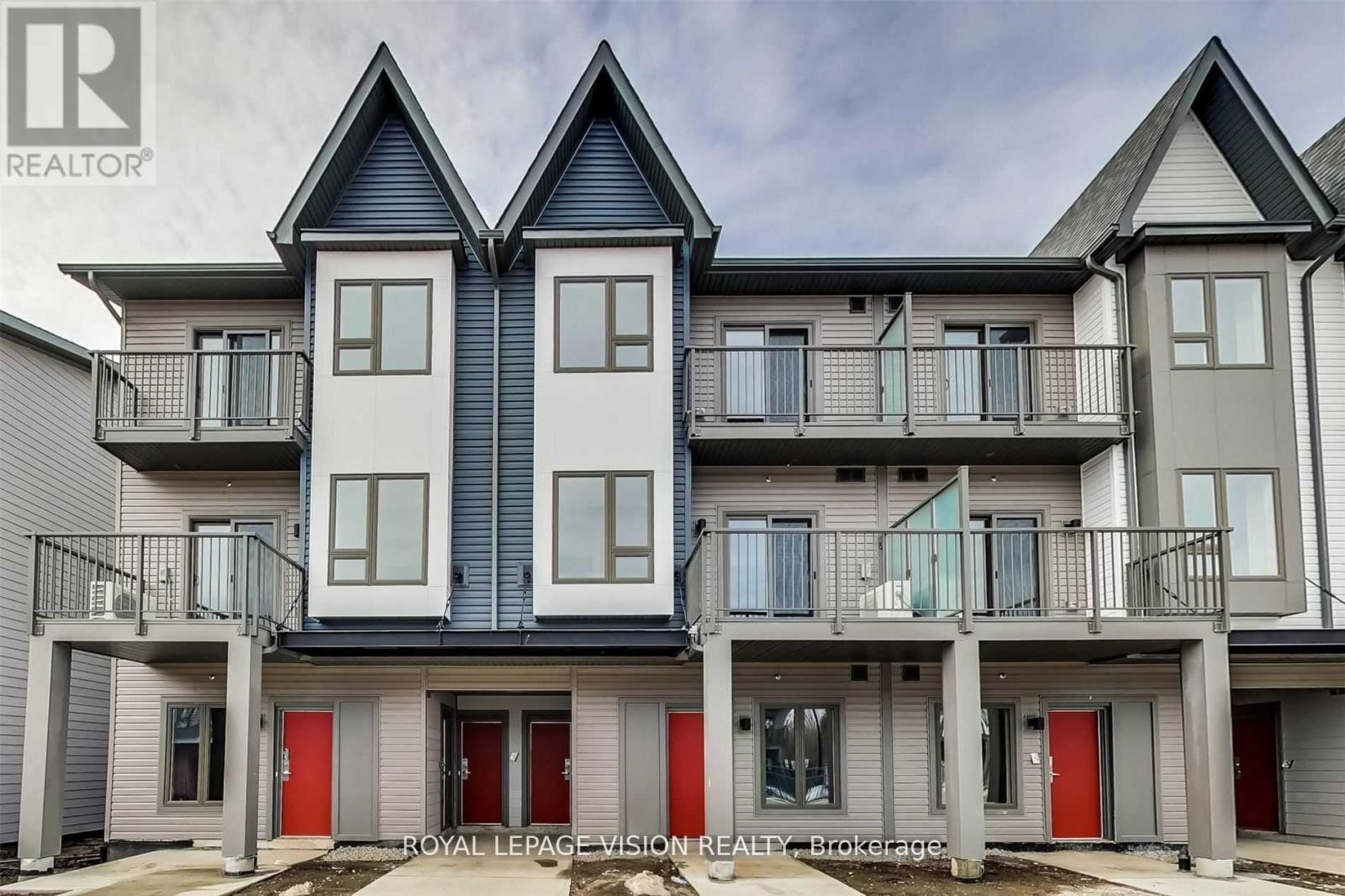 310 - 2635 William Jackson Dr Drive, Pickering, Ontario  L1X 0L2 - Photo 2 - E12744648