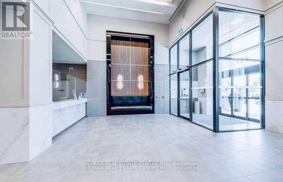 3021 - 4055 Parkside Village Drive, Mississauga, Ontario  L5B 0K8 - Photo 4 - W12744638