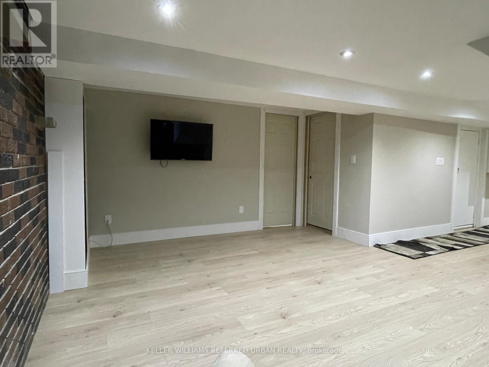 12 Erie Street, Toronto, Ontario  M6L 2P7 - Photo 12 - W12744646