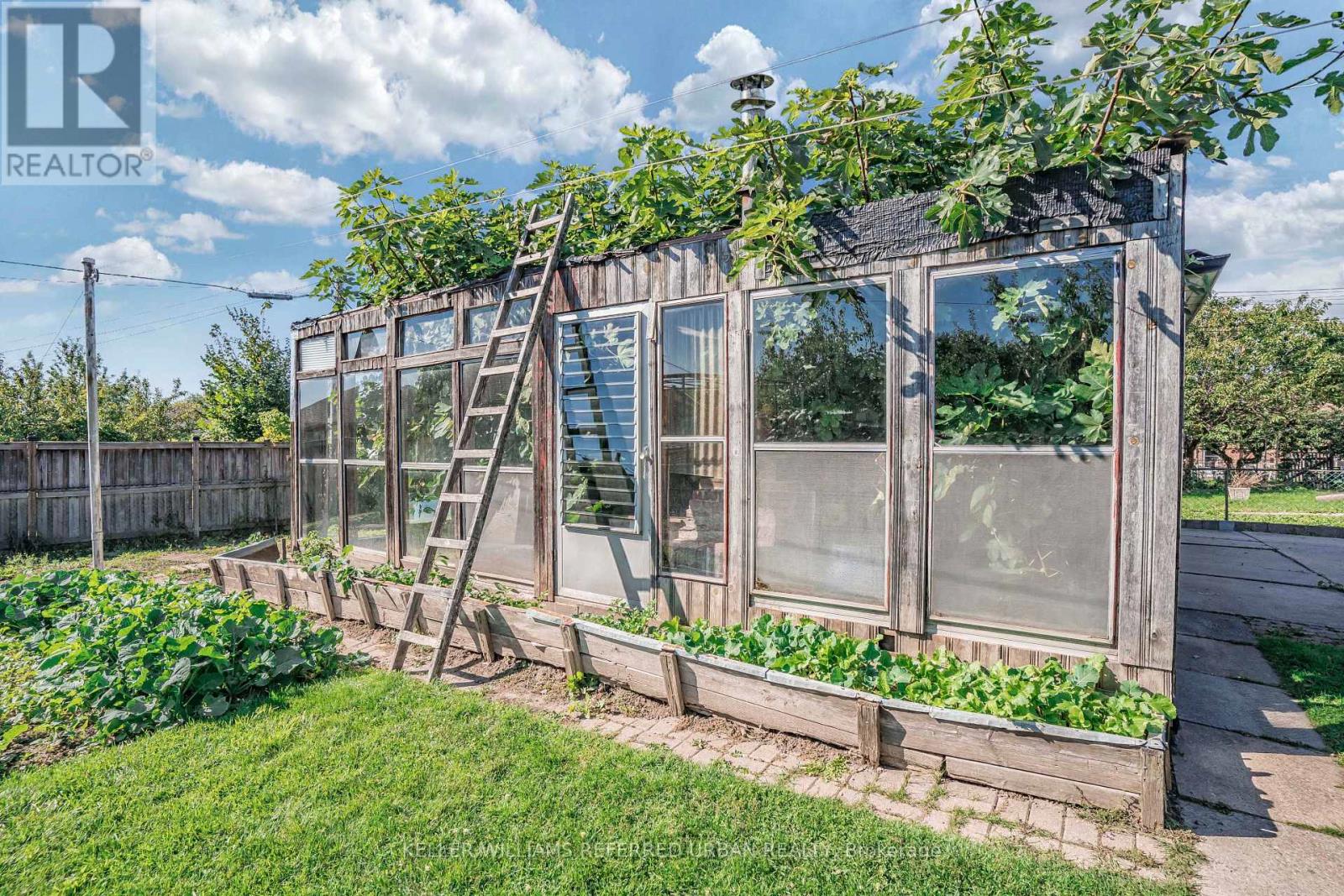 12 Erie Street, Toronto, Ontario  M6L 2P7 - Photo 23 - W12744646