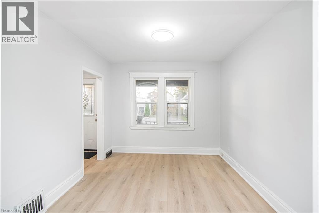 8 Leeds Street, Hamilton, Ontario  L8L 6W8 - Photo 12 - 40792533