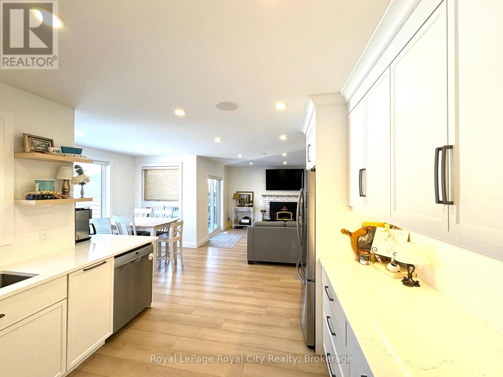 82 Gunn Avenue, Cambridge, Ontario  N3C 3J7 - Photo 16 - X12690202