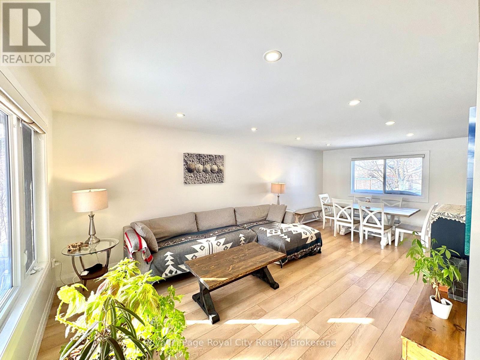 82 Gunn Avenue, Cambridge, Ontario  N3C 3J7 - Photo 19 - X12690202