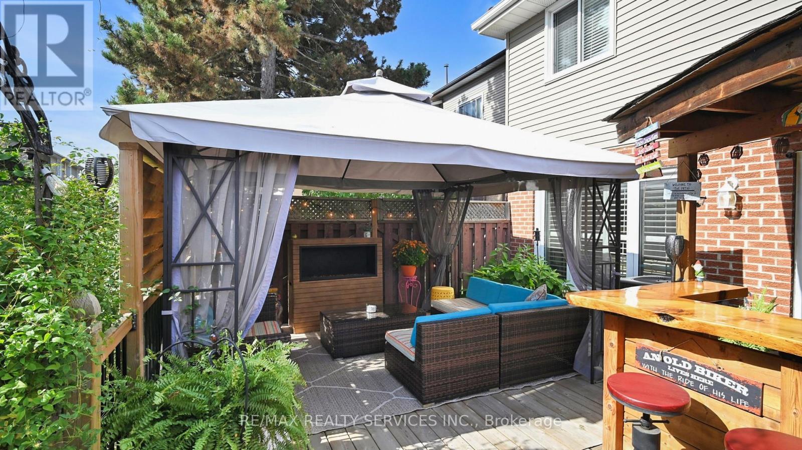 72 Carisbrooke Court, Brampton, Ontario  L6S 3K1 - Photo 36 - W12744660