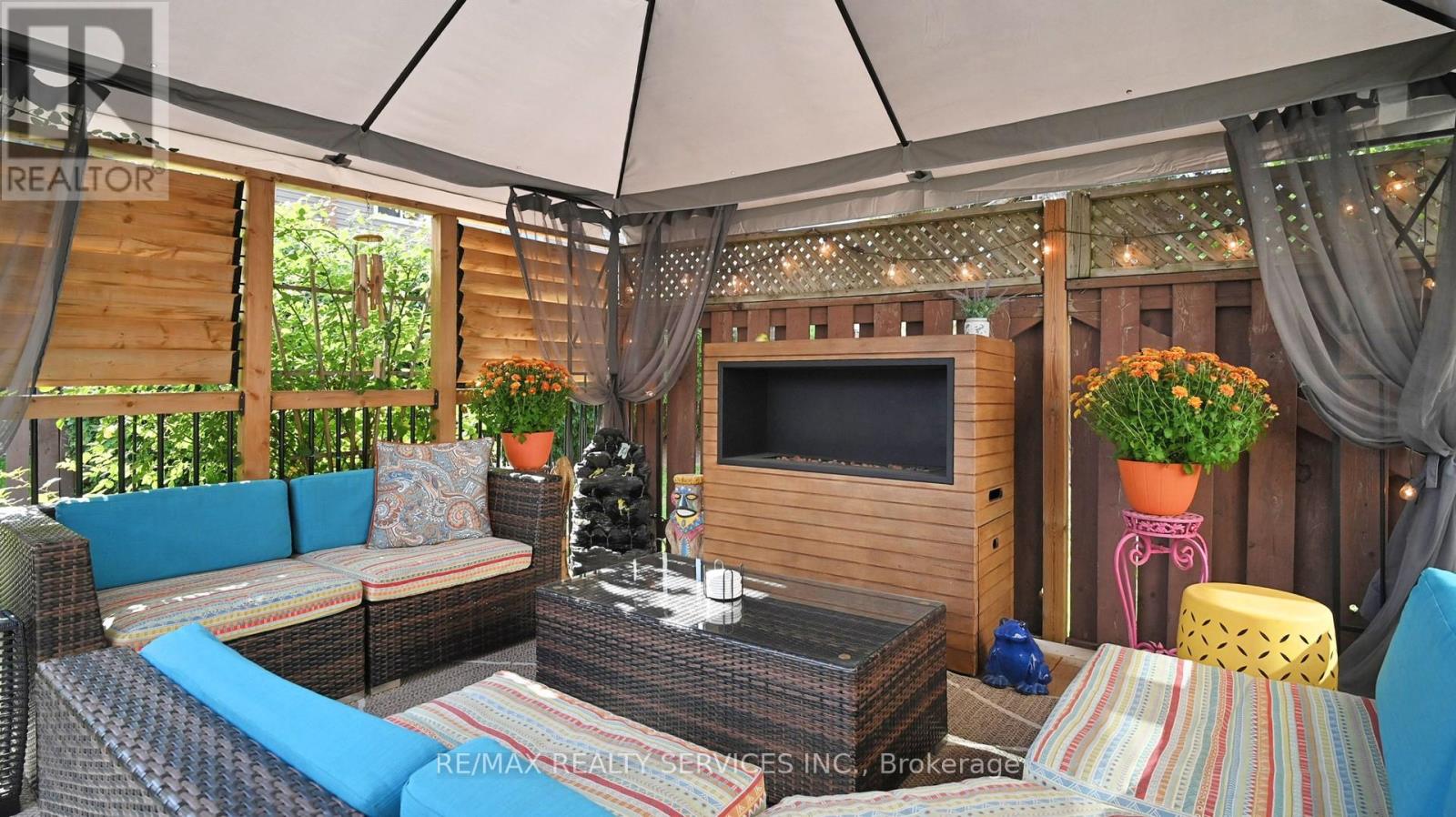 72 Carisbrooke Court, Brampton, Ontario  L6S 3K1 - Photo 40 - W12744660