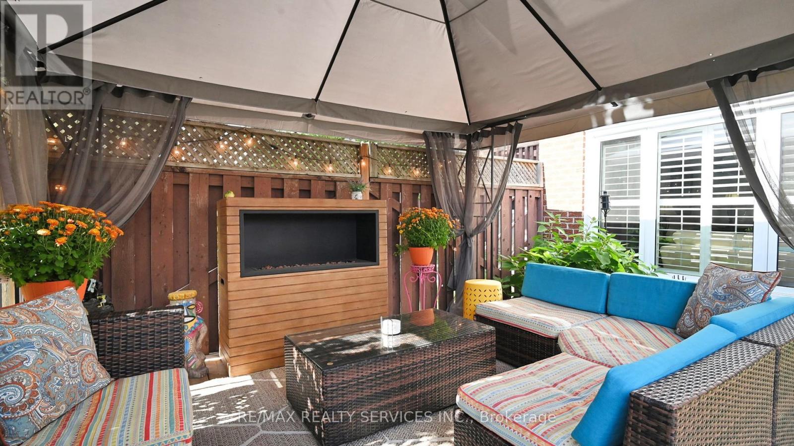 72 Carisbrooke Court, Brampton, Ontario  L6S 3K1 - Photo 41 - W12744660