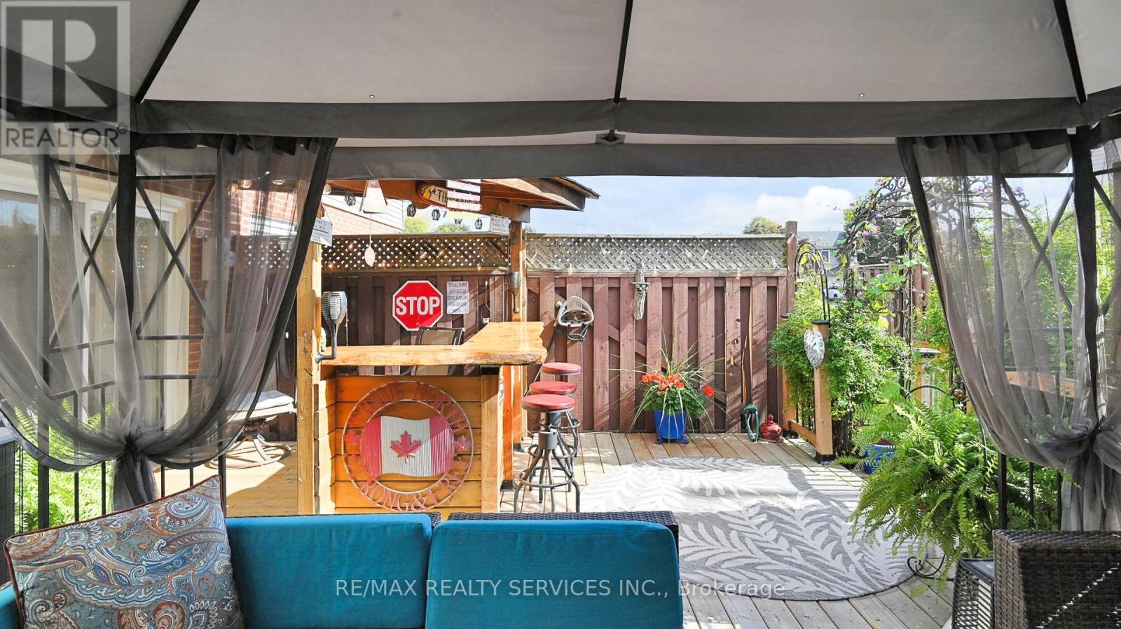 72 Carisbrooke Court, Brampton, Ontario  L6S 3K1 - Photo 44 - W12744660