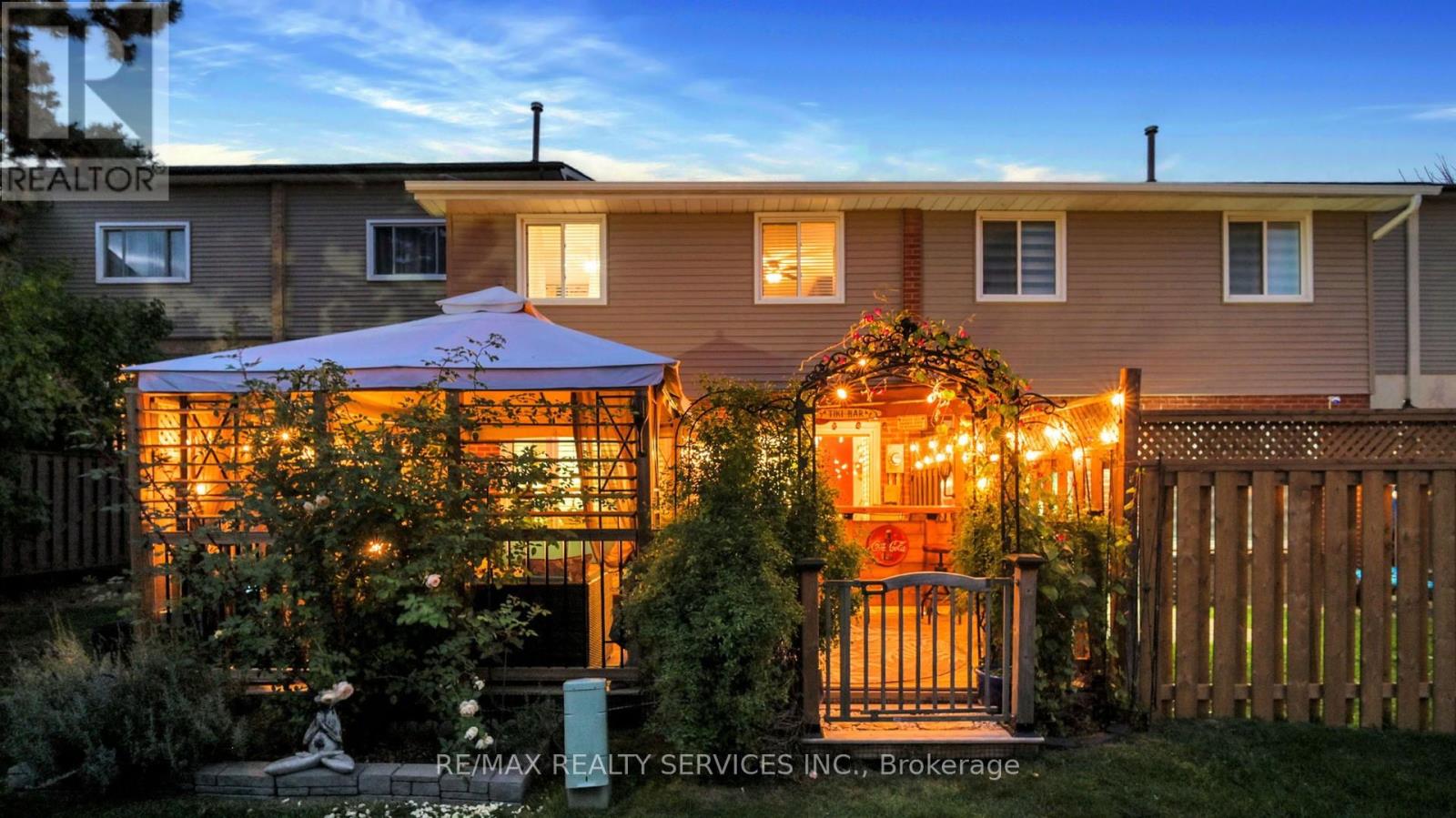 72 Carisbrooke Court, Brampton, Ontario  L6S 3K1 - Photo 47 - W12744660