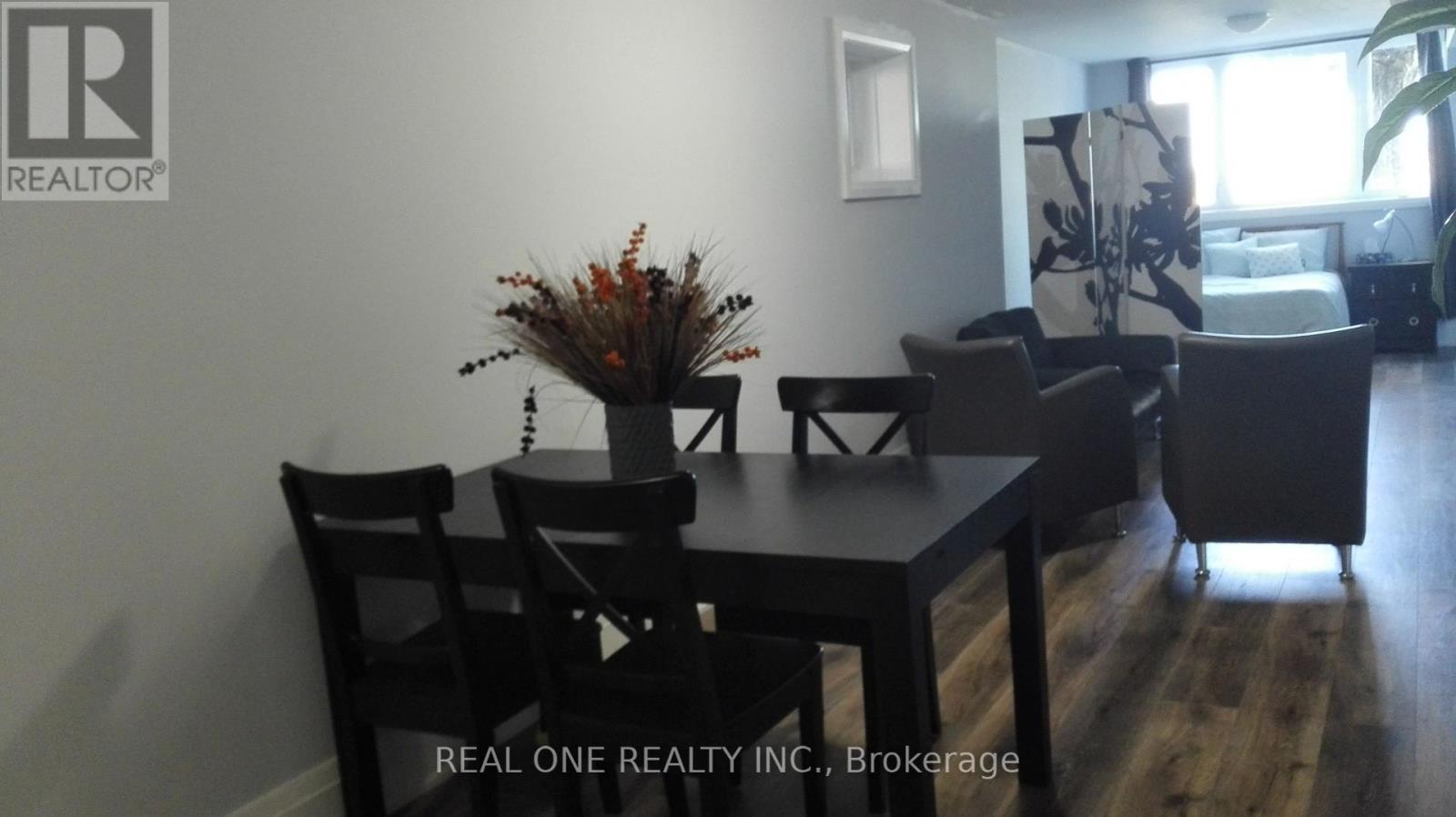 LOWER A - 62 SUNNYPOINT CRESCENT, Toronto, Ontario