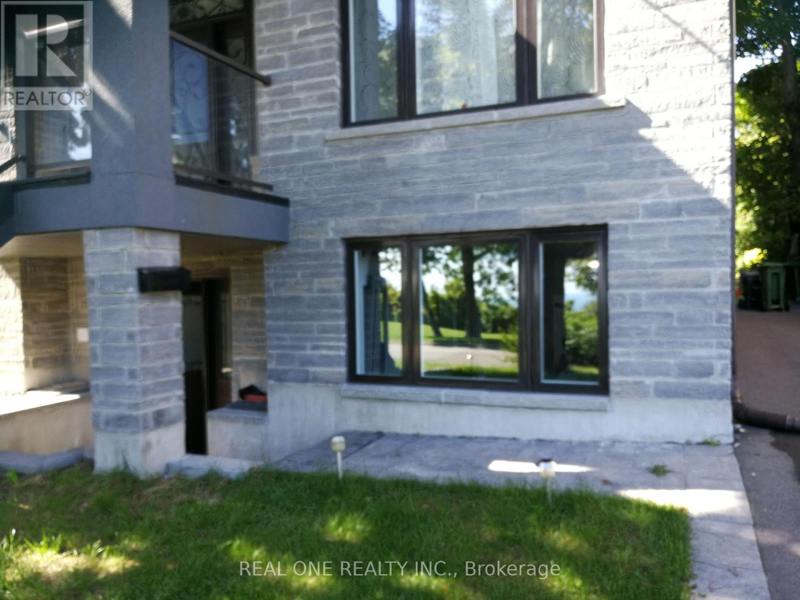 Lower A - 62 Sunnypoint Crescent, Toronto, Ontario  M1M 1B9 - Photo 13 - E12744668