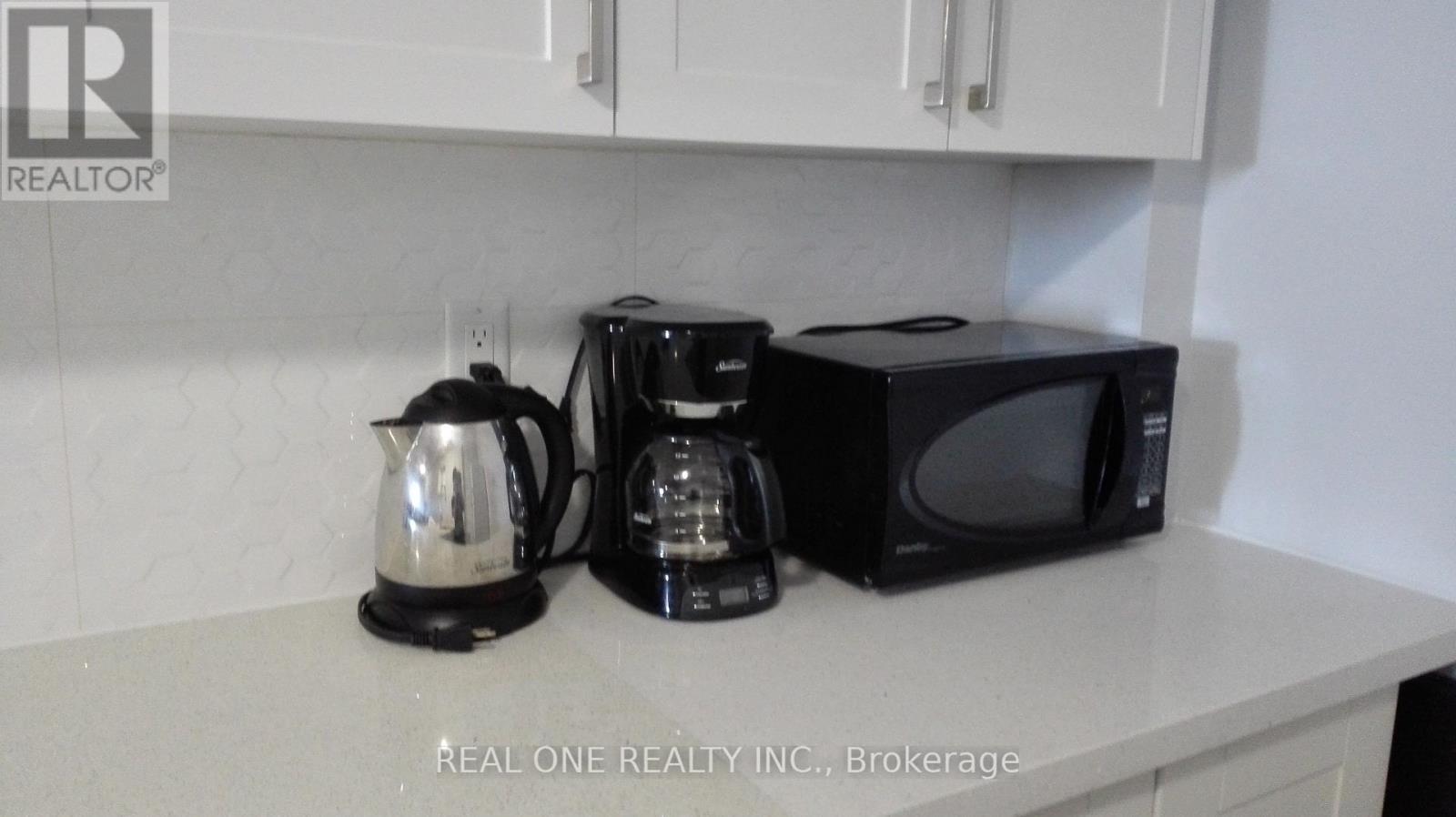 Lower A - 62 Sunnypoint Crescent, Toronto, Ontario  M1M 1B9 - Photo 9 - E12744668