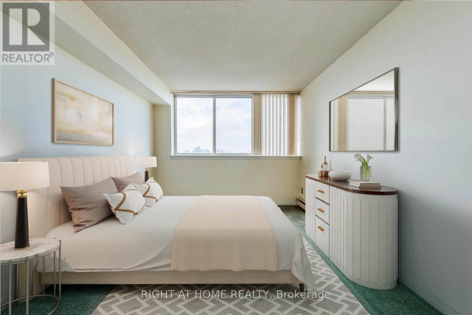 1603 - 1360 Rathburn Road E, Mississauga, Ontario  L4W 4H4 - Photo 15 - W12744670