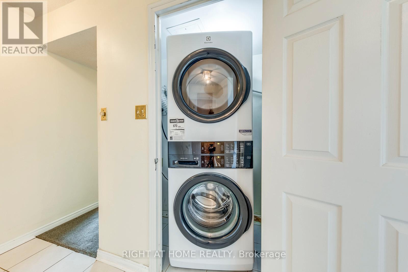 1603 - 1360 Rathburn Road E, Mississauga, Ontario  L4W 4H4 - Photo 26 - W12744670