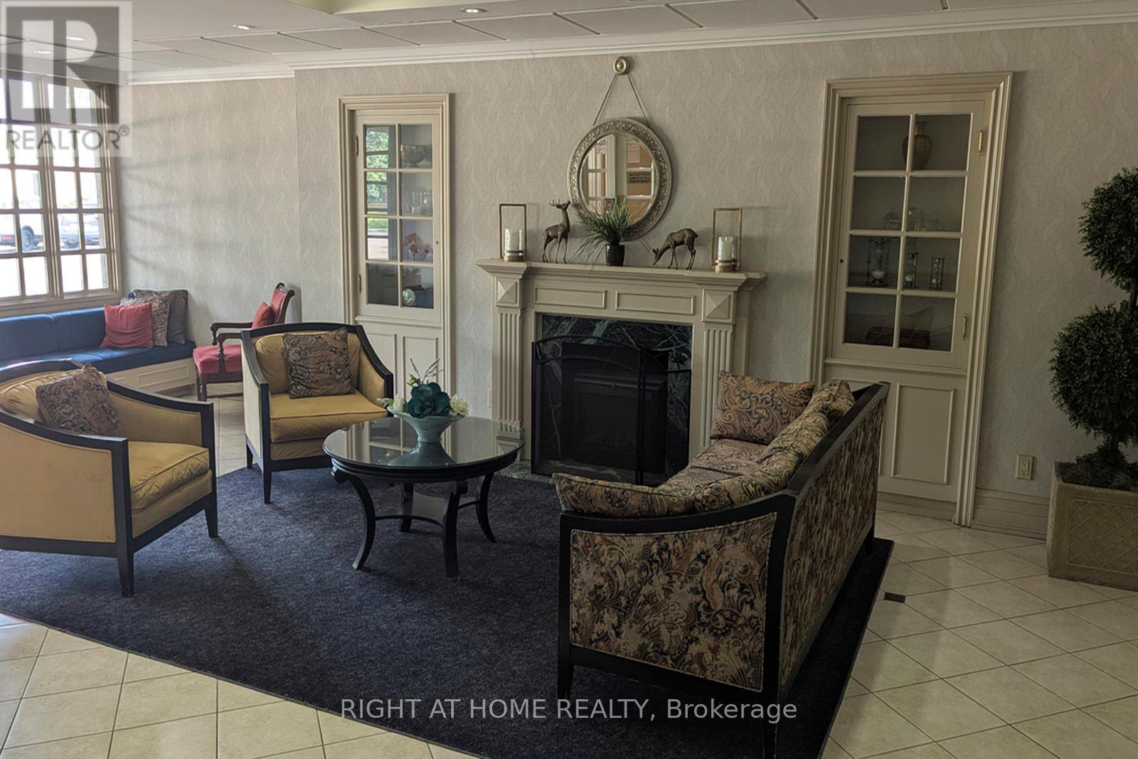 1603 - 1360 Rathburn Road E, Mississauga, Ontario  L4W 4H4 - Photo 5 - W12744670